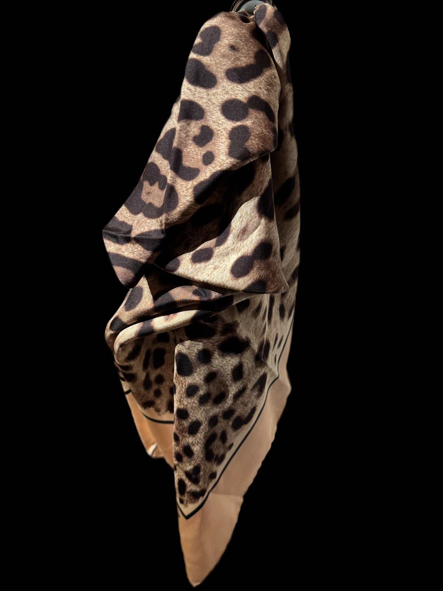 π Dolce & Gabbana 100% Silk Leopard Print Scarf β Made in Italy