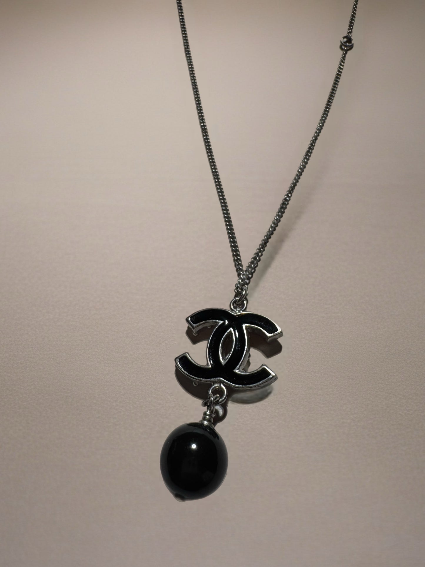 🖤 Chanel CC Logo Pendant Necklace with Black Bead Drop